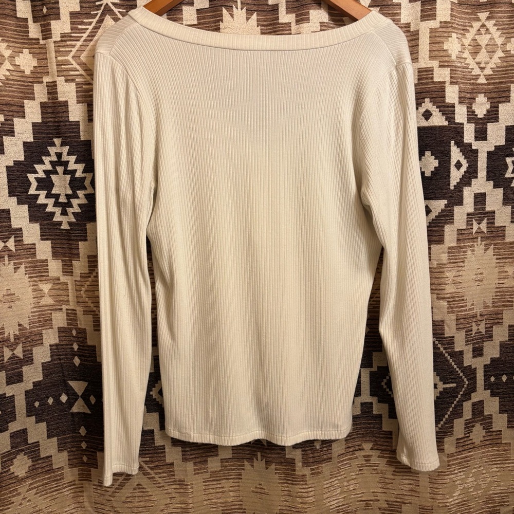 Cyrus Essentials Women’s White Long Sleeved Shirt Size Large - Picture 6 of 8